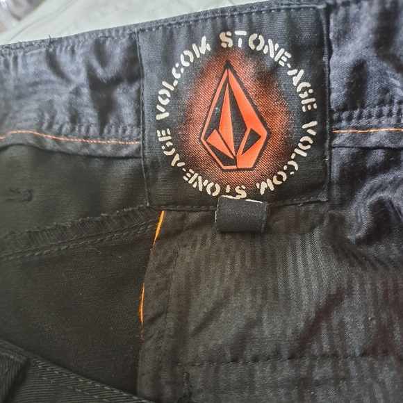 Mens genuine VOLCOM Stone-Age BORKEN skate pants Chino black relaxed 32/32 - Picture 8 of 11
